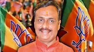 भाजपा नेता डॉ. दिनेश शर्मा ने किया अयोध्या मे रोड शो भाजपा नेता डॉ. दिनेश शर्मा ने किया अयोध्या मे रोड शो