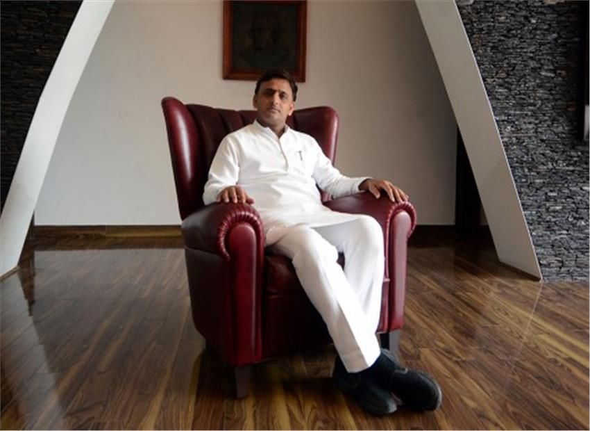 अखिलेश बनायेंगे नई पार्टी?
