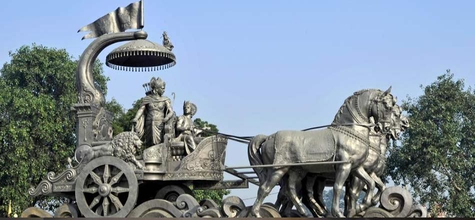 प्रतापगढ़ बना कुरुक्षेत्र, कांग्रेसी और भाजपा प्रत्यशियों ने एक दूसरे पर जम कर चलाये हथियार प्रतापगढ़ बना कुरुक्षेत्र, कांग्रेसी और भाजपा प्रत्यशियों ने एक दूसरे पर जम कर चलाये हथियार
