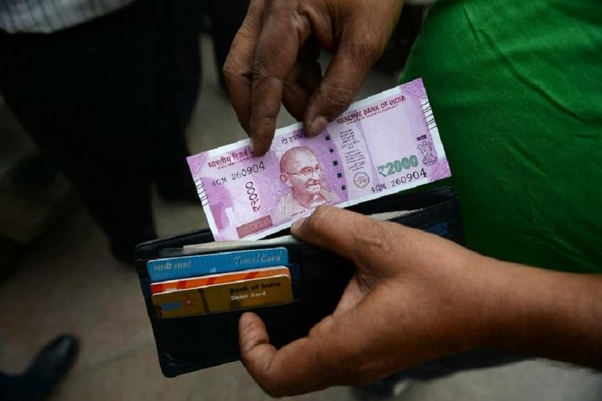 नोटबंदी भी काम न आई, फिर आगये नकली नोट नोटबंदी भी काम न आई, फिर आगये नकली नोट