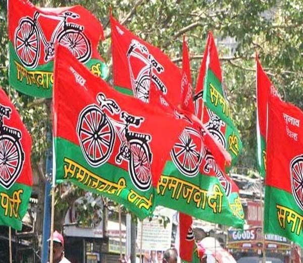 राहुल गाँधी प्रदेश में जिस बदहाली का रोना रो रहे हैं, वह उन्ही की सरकारों की देन : डा0 अशोक बाजपेयी राहुल गाँधी प्रदेश में जिस बदहाली का रोना रो रहे हैं, वह उन्ही की सरकारों की देन : डा0 अशोक बाजपेयी