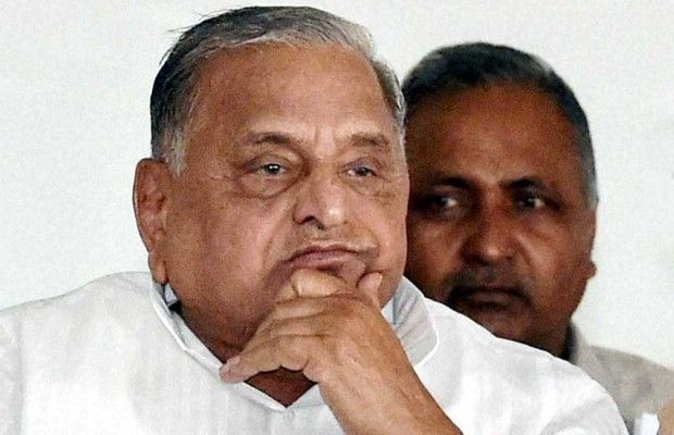 सपा घमासानः विधायक तय करेंगे सपा का अगला मुख्यमंत्री सपा घमासानः विधायक तय करेंगे सपा का अगला मुख्यमंत्री