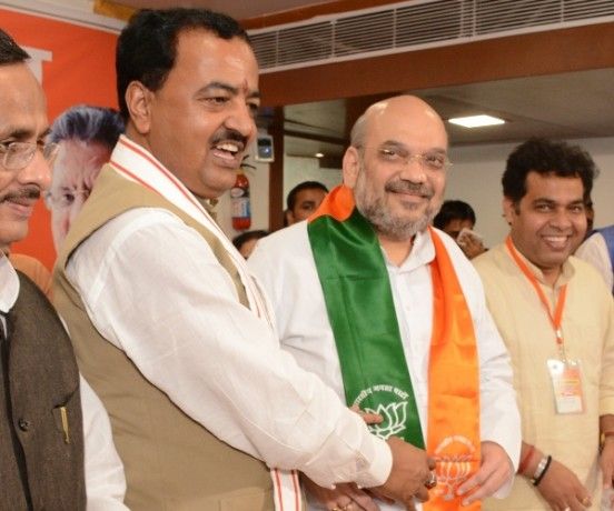 सपा का झगड़ा व बसपा का असंतोष भाजपा के अनुकूल सपा का झगड़ा व बसपा का असंतोष भाजपा के अनुकूल