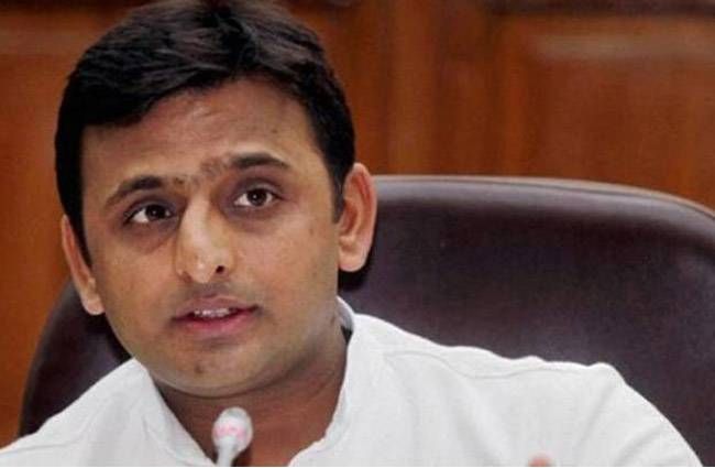 2012 की चुनावी रणनीति तो नहीं अपना रही समाजवादी पार्टी! 2012 की चुनावी रणनीति तो नहीं अपना रही समाजवादी पार्टी!