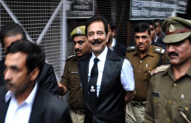 सुब्रत राय की पैरोल 24 अक्टूबर तक बढ़ी, SC ने 200 करोड़ रुपए जमा कराने के लिए कहा सुब्रत राय की पैरोल 24 अक्टूबर तक बढ़ी, SC ने 200 करोड़ रुपए जमा कराने के लिए कहा