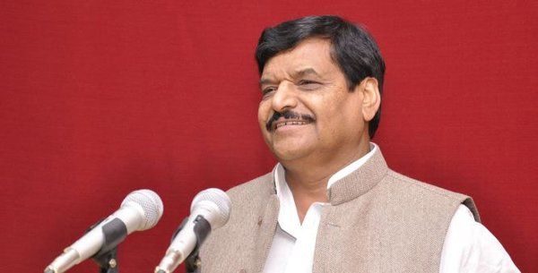 यूपी बाढ़ के हालात पर आज शिवपाल यादव करेंगे समीक्षा बैठक यूपी बाढ़ के हालात पर आज शिवपाल यादव करेंगे समीक्षा बैठक