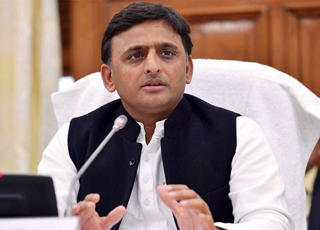जनता से अच्छा व्यवहार करे पुलिस,साढ़े चार साल छूट दी,अब सख्ती होगी ; CM जनता से अच्छा व्यवहार करे पुलिस,साढ़े चार साल छूट दी,अब सख्ती होगी ; CM