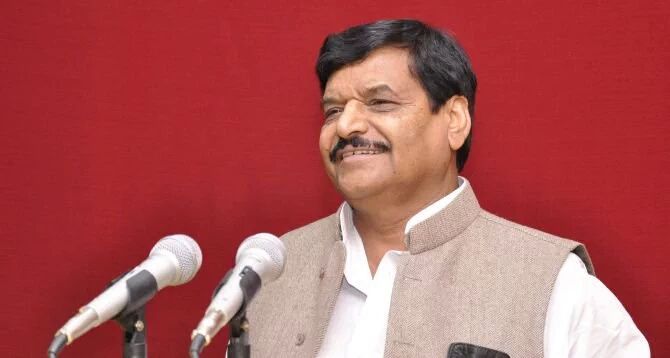 समाजवादी पार्टी ने बयान देने के लिए नेताओं का बनाया पैनल समाजवादी पार्टी ने बयान देने के लिए नेताओं का बनाया पैनल