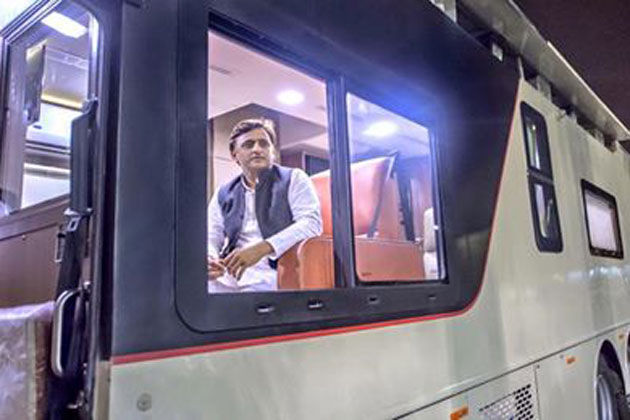 सीएम अखिलेश की रथ यात्रा का रूट फाइनल, लखनऊ से उन्नाव होते हुए कानपुर जाएगी सीएम अखिलेश की रथ यात्रा का रूट फाइनल, लखनऊ से उन्नाव होते हुए कानपुर जाएगी