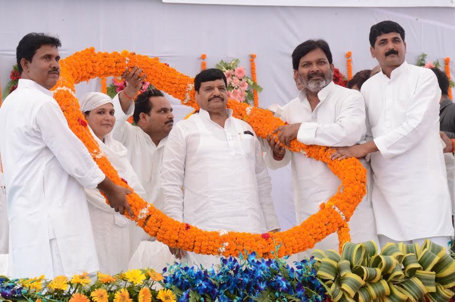 किसान को खुशहाल बनाना ही समाजवादियों का लक्ष्य : शिवपाल किसान को खुशहाल बनाना ही समाजवादियों का लक्ष्य : शिवपाल