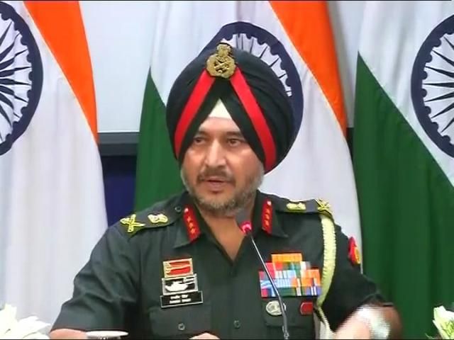 सेना ने LoC पर सर्जिकल स्ट्राइक की सेना ने LoC पर सर्जिकल स्ट्राइक की