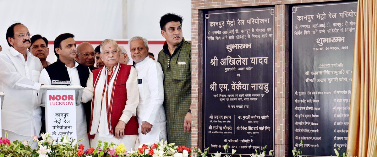 केंद्र में मोदी, प्रदेश में अखिलेश केंद्र में मोदी, प्रदेश में अखिलेश
