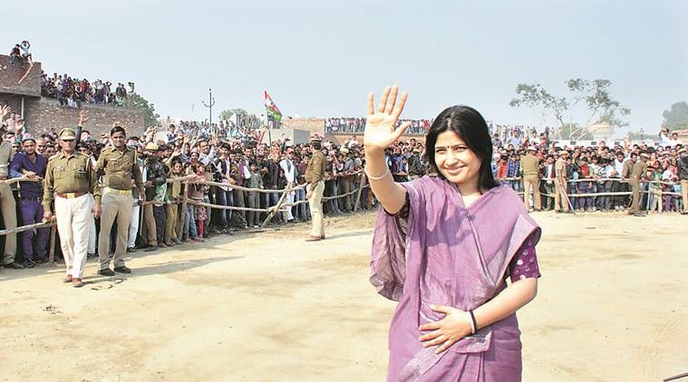 कानून व्यवस्था ठीक करने के लिए ही आपके अखिलेश भैया ने डायल 100 की व्यवस्था की है – डिम्पल यादव कानून व्यवस्था ठीक करने के लिए ही आपके अखिलेश भैया ने डायल 100 की व्यवस्था की है – डिम्पल यादव