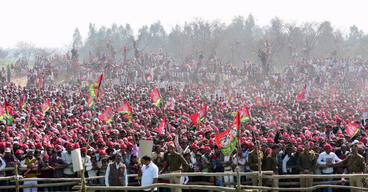 प्रशांत किशोर बिग्रेड तैयार, अब अखिलेश, मोदी – अमित को आकड़ों से करेंगे परास्त प्रशांत किशोर बिग्रेड तैयार, अब अखिलेश, मोदी – अमित को आकड़ों से करेंगे परास्त
