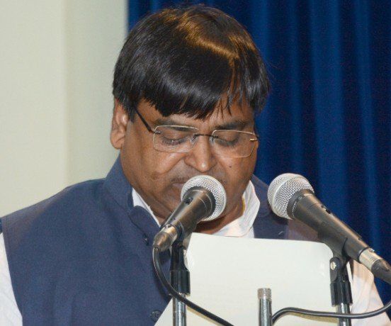 सुप्रीम कोर्ट के आदेश पर गायत्री प्रसाद प्रजापति के खिलाफ केस हुआ दर्ज सुप्रीम कोर्ट के आदेश पर गायत्री प्रसाद प्रजापति के खिलाफ केस हुआ दर्ज