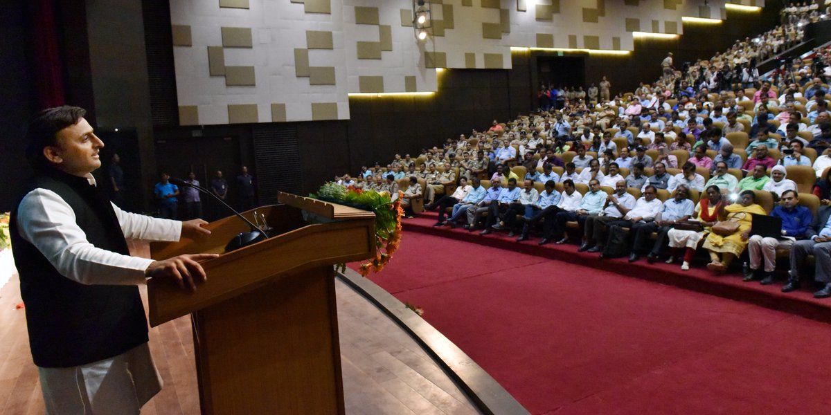 अखिलेश का माया पर जबरजस्त प्रहार, मुस्लिम नहीं भूले हैं बसपा व भाजपा के रिश्ते अखिलेश का माया पर जबरजस्त प्रहार, मुस्लिम नहीं भूले हैं बसपा व भाजपा के रिश्ते