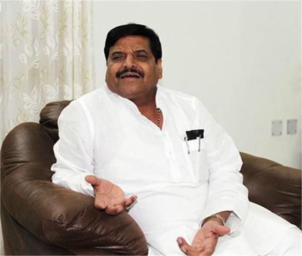बाढ़ से मरने वाले के आश्रित को चार लाख रूपये की मदद: शिवपाल बाढ़ से मरने वाले के आश्रित को चार लाख रूपये की मदद: शिवपाल