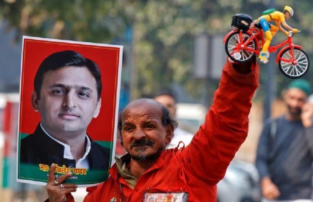 पार्टी विरोधी गतिविधियों के लिए मिश्रिख विधान सभा अध्यक्ष को सपा ने दिखाया बाहर का रास्ता पार्टी विरोधी गतिविधियों के लिए मिश्रिख विधान सभा अध्यक्ष को सपा ने दिखाया बाहर का रास्ता