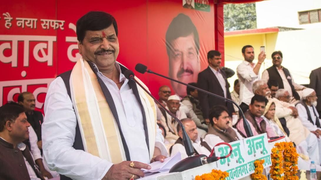 जसवंत नगर विधानसभा मे बनी सड़कें मुंबई – दिल्ली की सड़कों से ज्यादा अच्छी है – शिवपाल सिंह यादव जसवंत नगर विधानसभा मे बनी सड़कें मुंबई – दिल्ली की सड़कों से ज्यादा अच्छी है – शिवपाल सिंह यादव