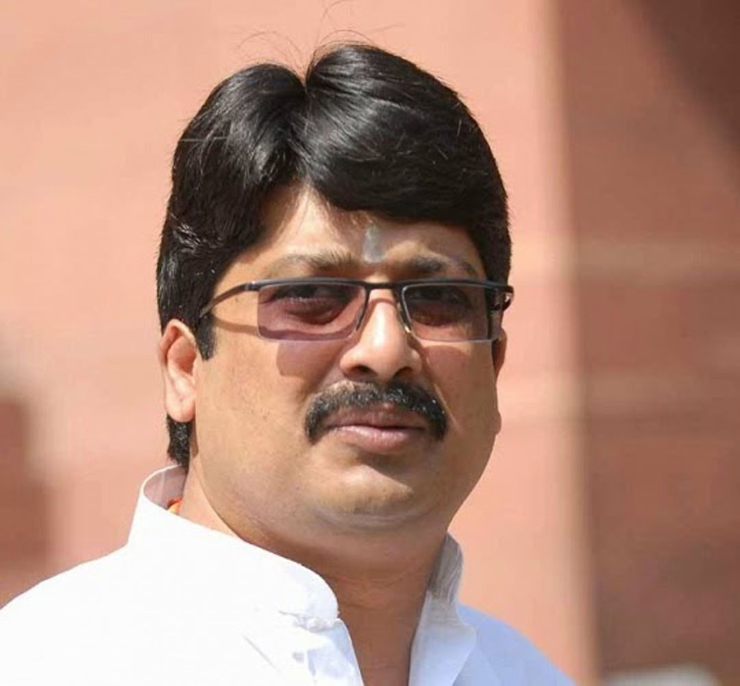 मैं अखिलेश-मुलायम सिंह के साथ था, हूँ, और रहूँगा – राजा भैया मैं अखिलेश-मुलायम सिंह के साथ था, हूँ, और रहूँगा – राजा भैया