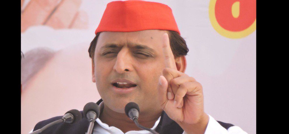 साइकिल छिनने का जिक्र करके हुए भावुक साइकिल छिनने का जिक्र करके हुए भावुक